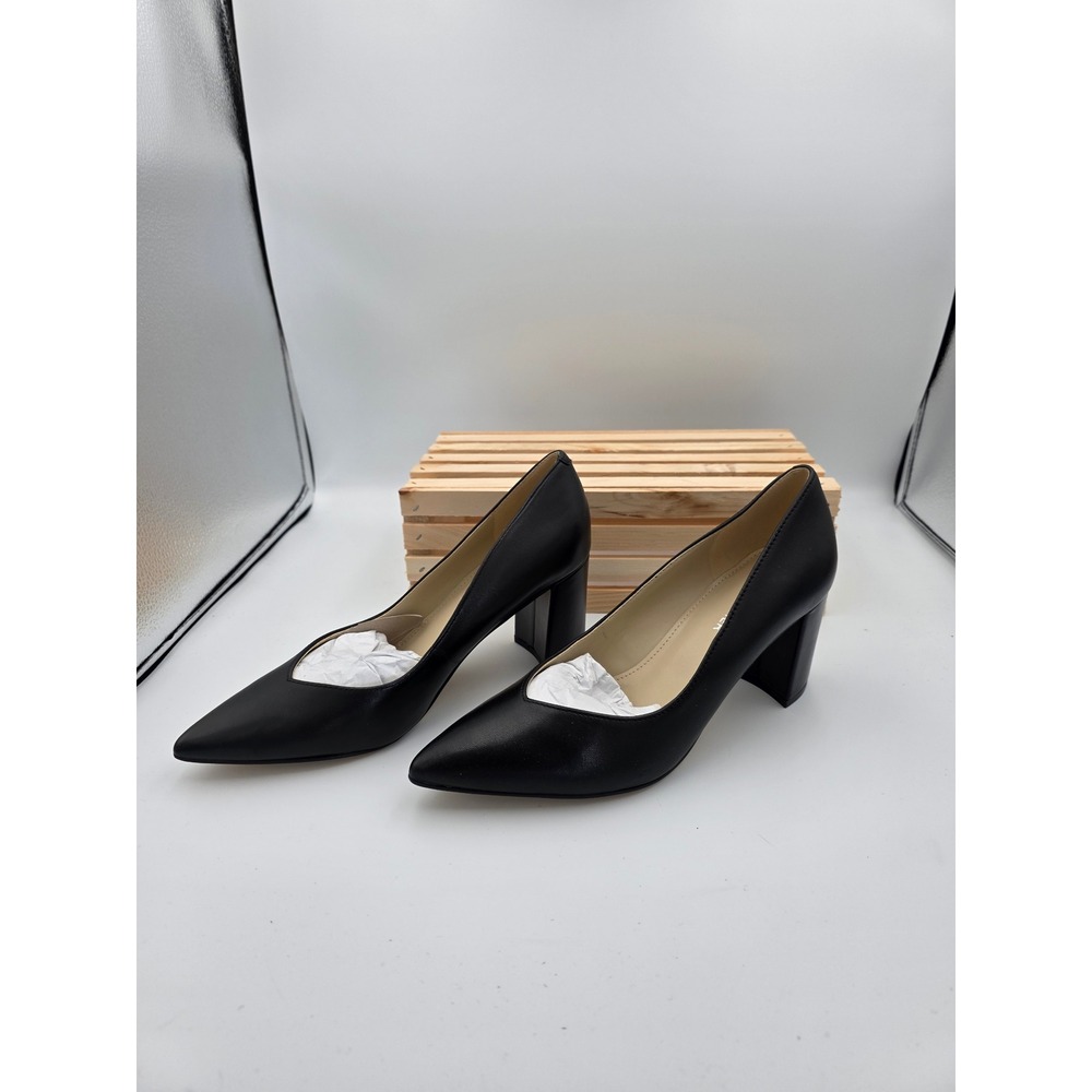 Marc Fisher Caitlin Pump Women 8M Black Leather Block Heel Pointed Toe V-Neck - Picture 3 of 6
